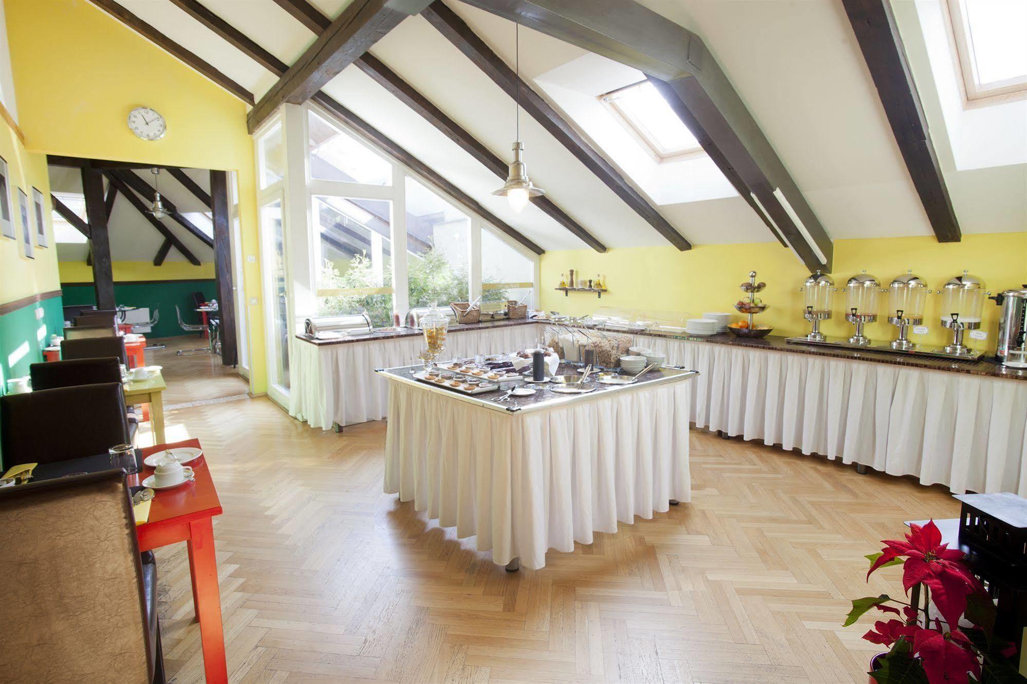 Deminka Palace Hotel Prag